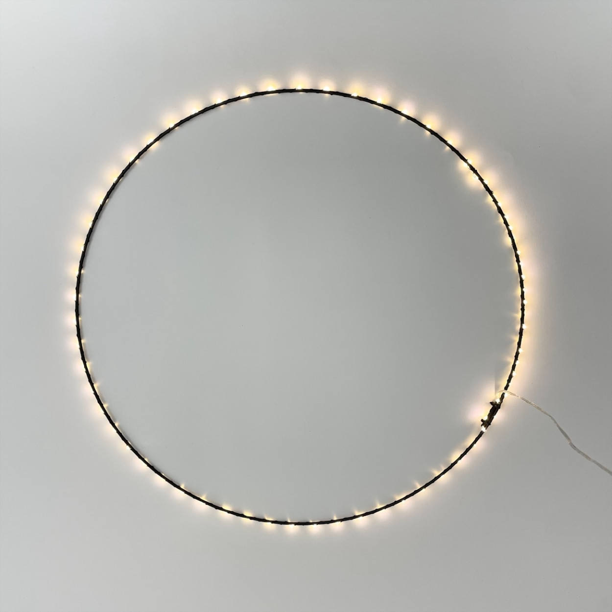 GUIRLANDE_ECLIPSE_75CM-1.jpg