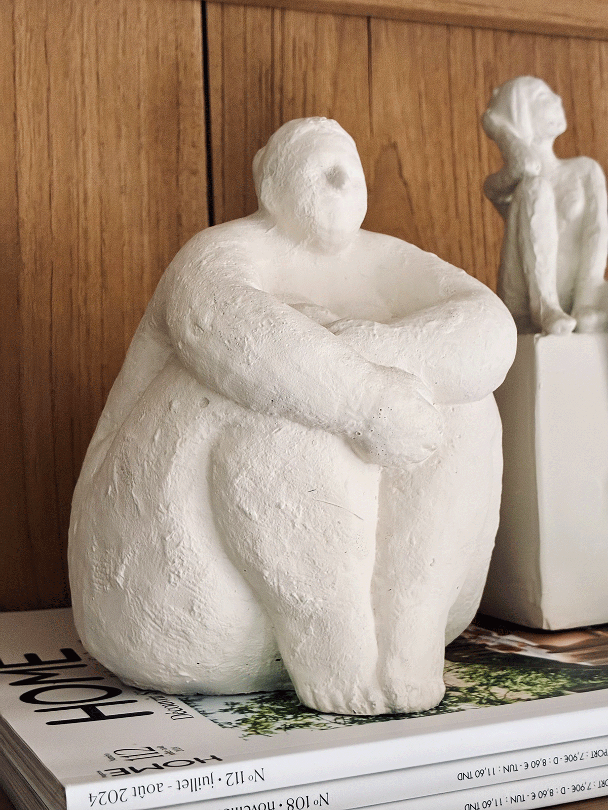 STATUETTE-DAME-RONDE